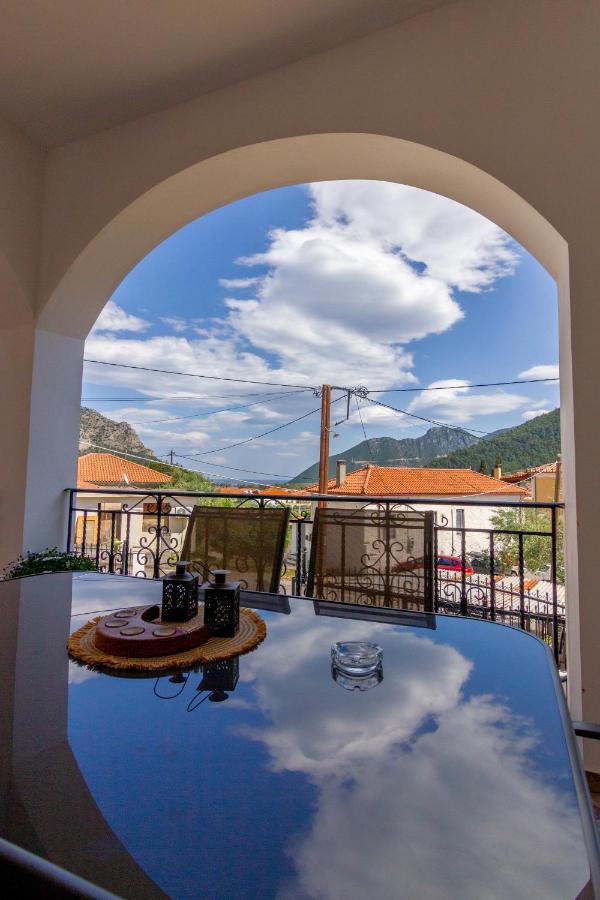 Апартаменты Katerina & Elia'S Family House Леонидион Экстерьер фото