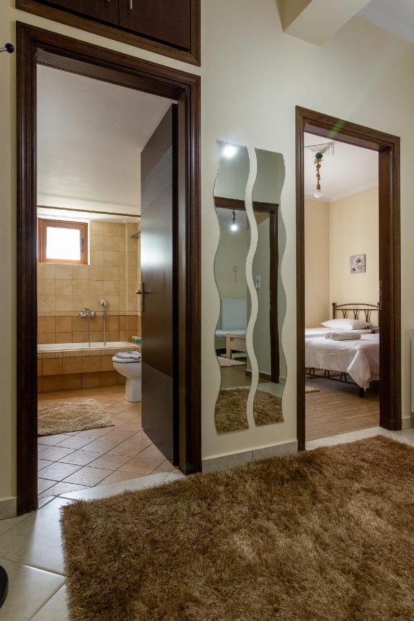 Апартаменты Katerina & Elia'S Family House Леонидион Экстерьер фото